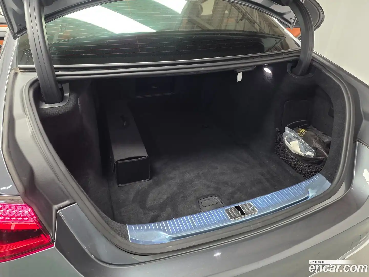 S-Class Mercedes-Benz 2022.6-OPTION-023