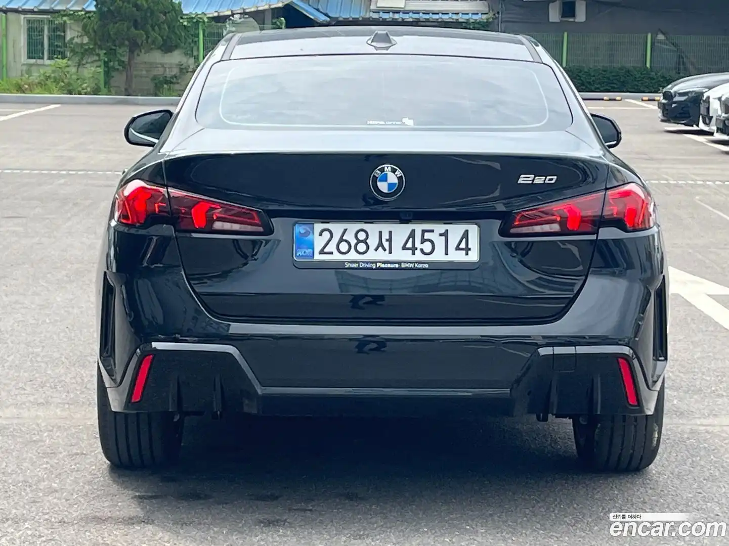 2-Series BMW 2026.4-OUTER-003