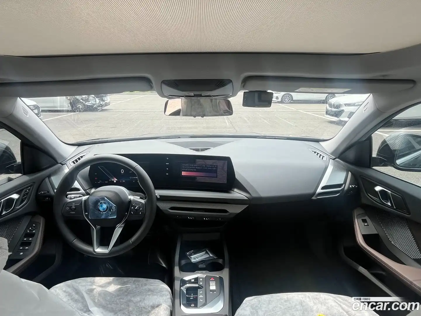 2-Series BMW 2026.4-OUTER-005