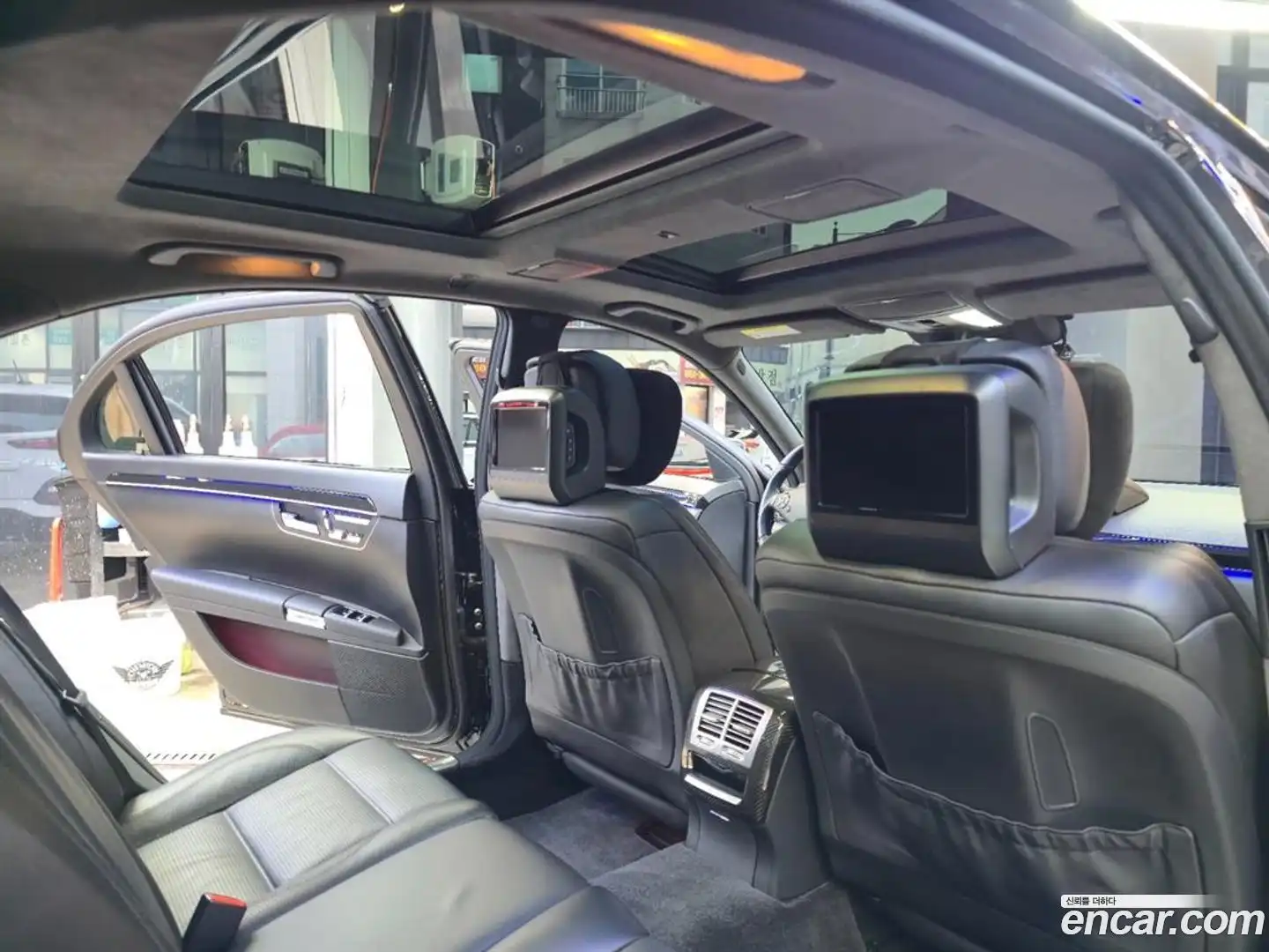S-Class Mercedes-Benz 2009.11-OPTION-022