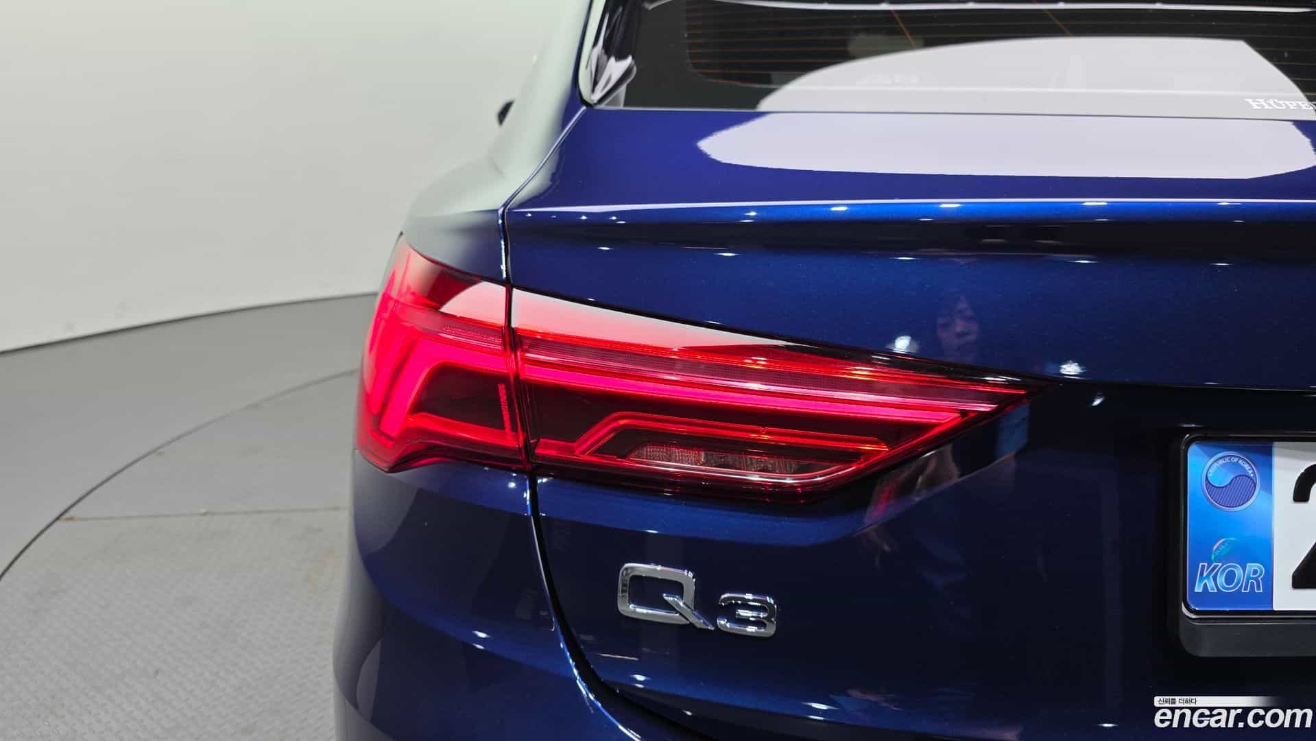 Q3 Audi 2023.11-OUTER-033