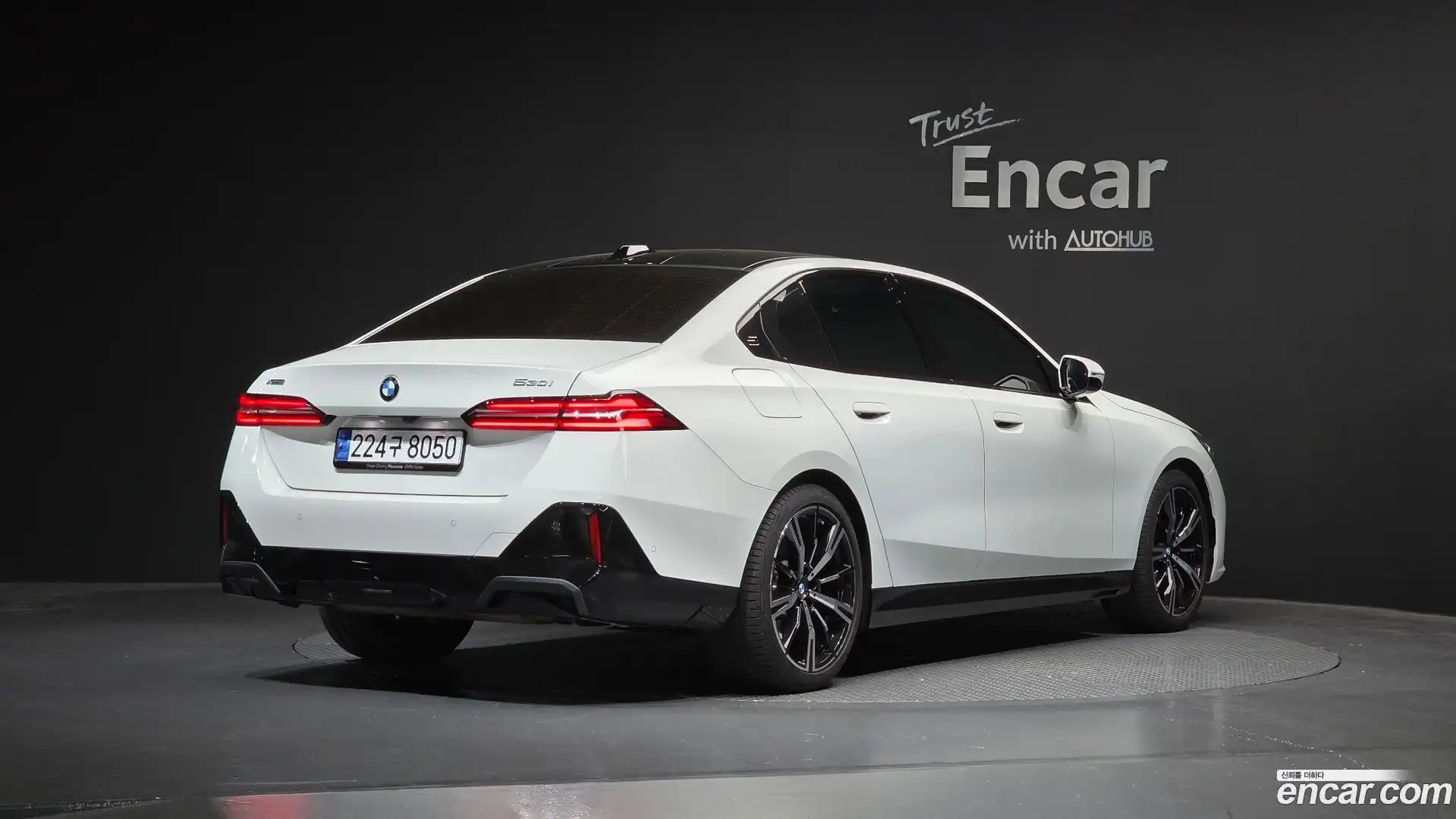 5-Series BMW 2026.0-OUTER-002