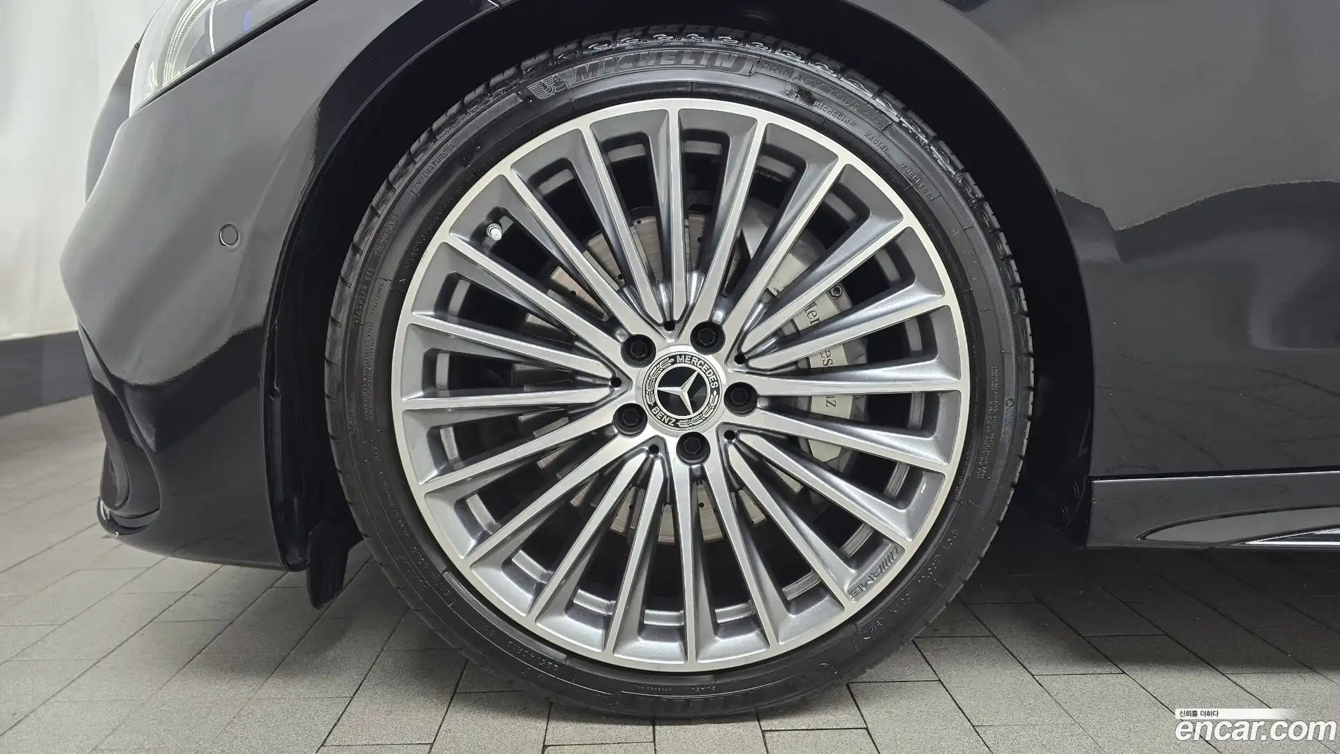 C-Class Mercedes-Benz 2024.2-OUTER-005