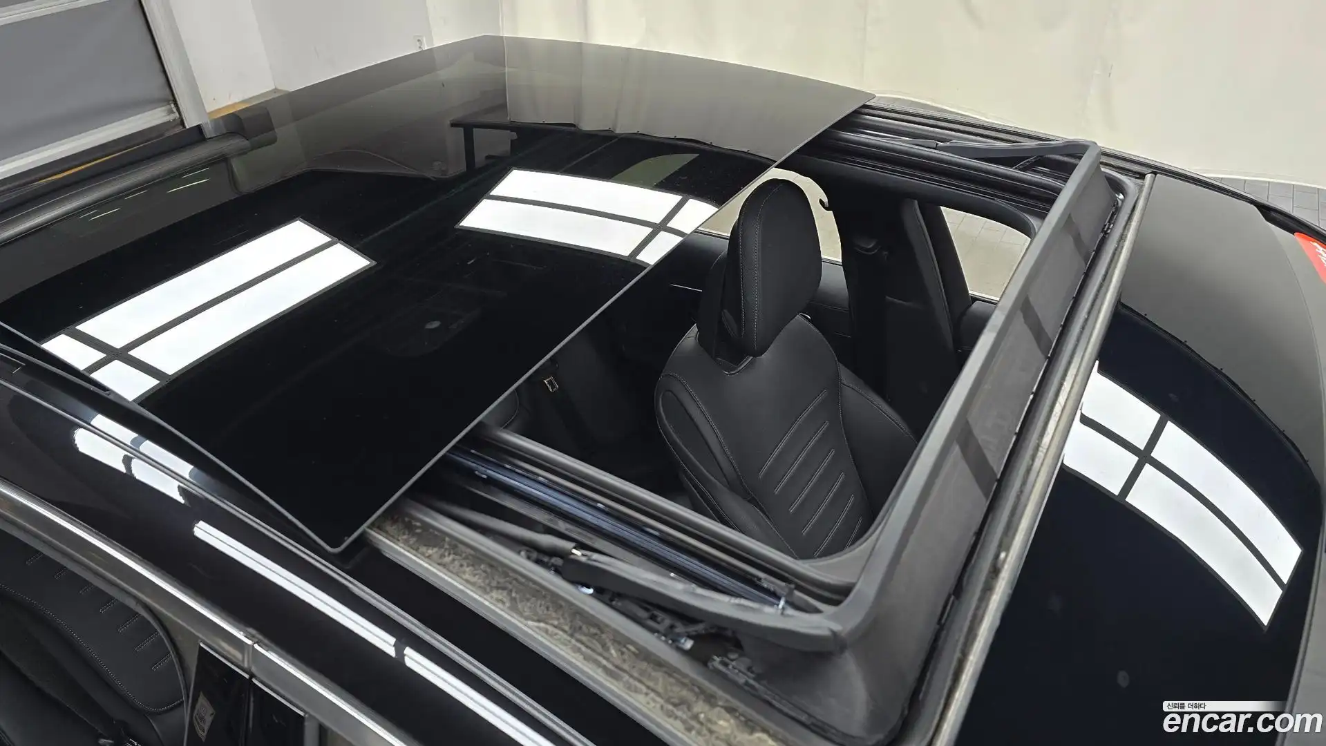 C-Class Mercedes-Benz 2024.2-OPTION-040