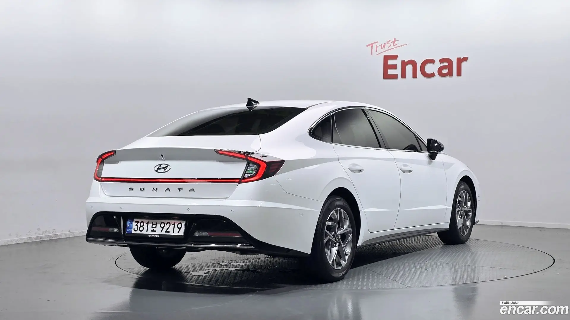 Main__Slider__Photo:Sonata Hyundai 2022.6-1