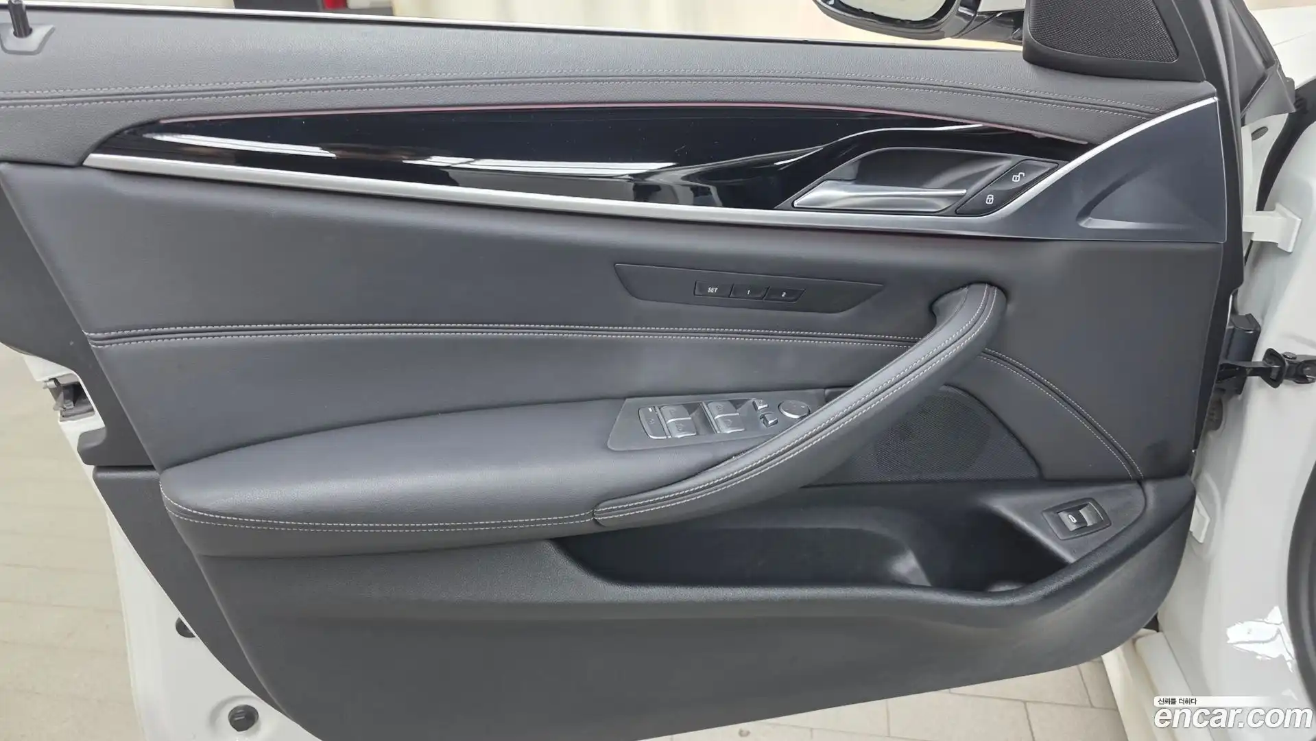 5-Series BMW 2021.1-INNER-034