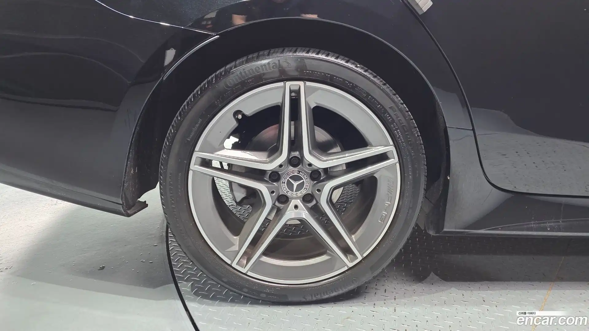 CLS-Class Mercedes-Benz 2019.11-OUTER-005