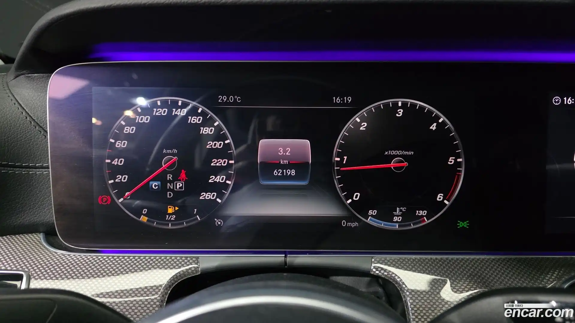 CLS-Class Mercedes-Benz 2019.11-INNER-008