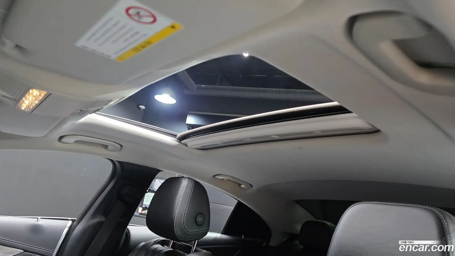 CLS-Class Mercedes-Benz 2019.11-OPTION-020