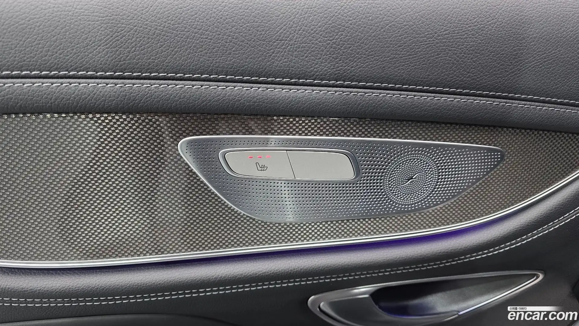 CLS-Class Mercedes-Benz 2019.11-OPTION-022