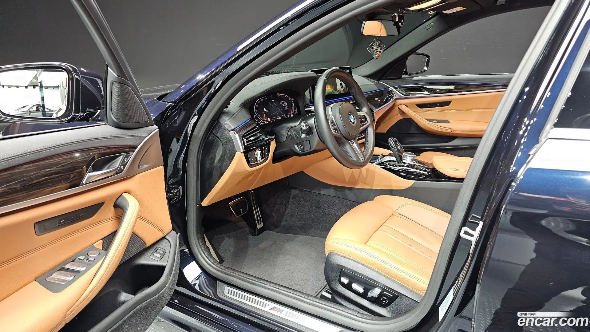5-Series BMW 2021.9-INNER-010