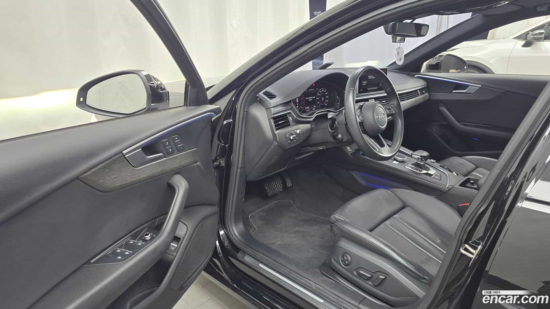 A4 Audi 2019.10-INNER-010