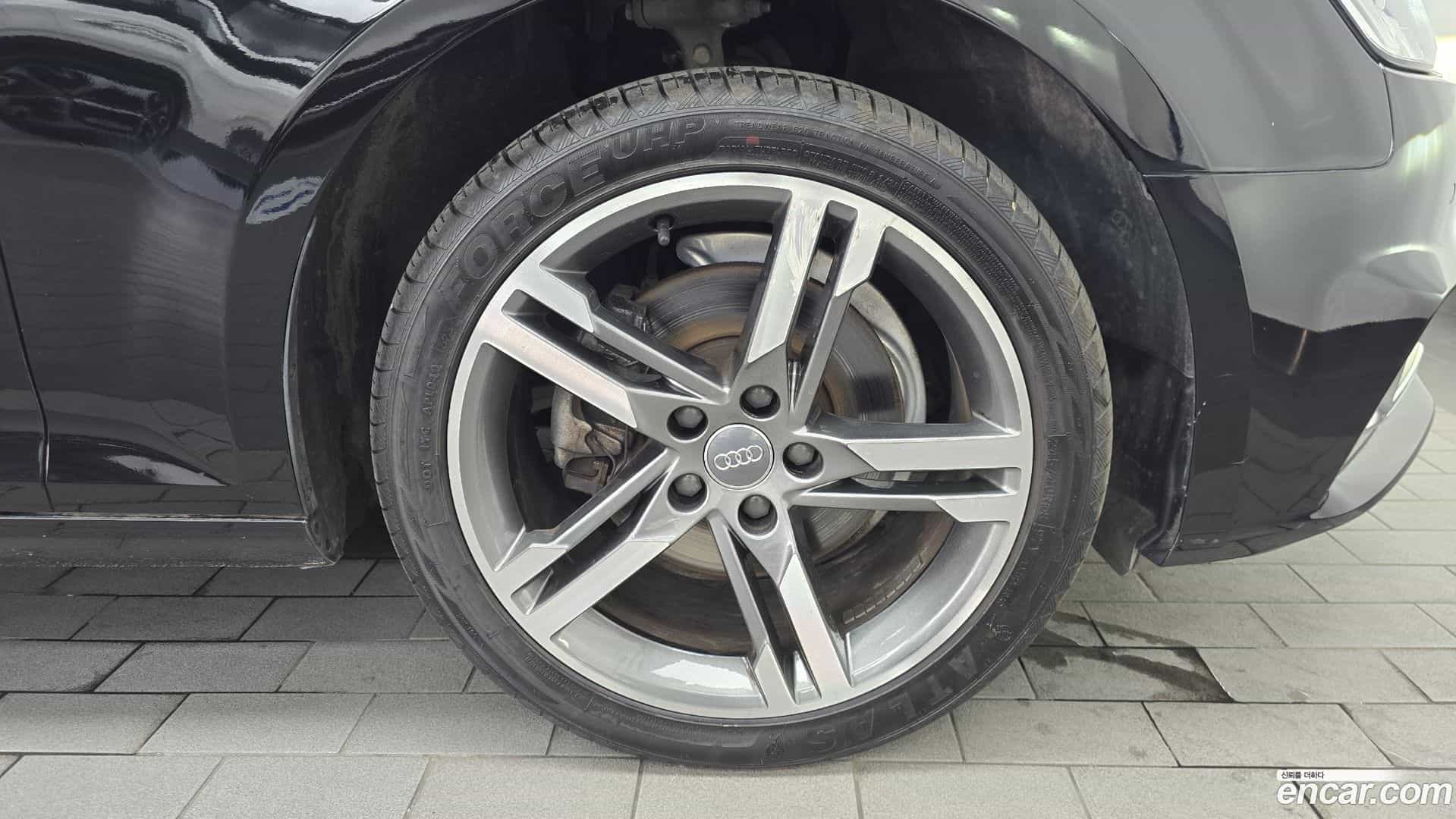 A4 Audi 2019.10-OUTER-031