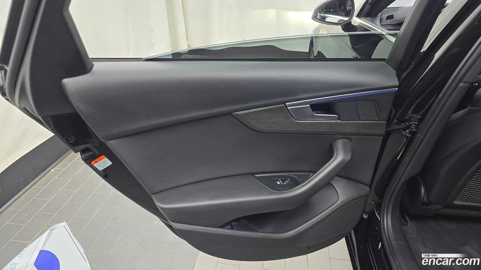 A4 Audi 2019.10-INNER-035