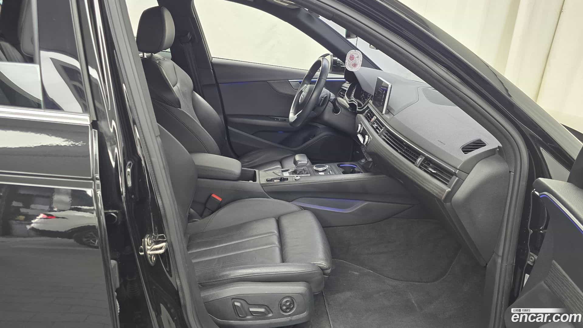 A4 Audi 2019.10-INNER-036