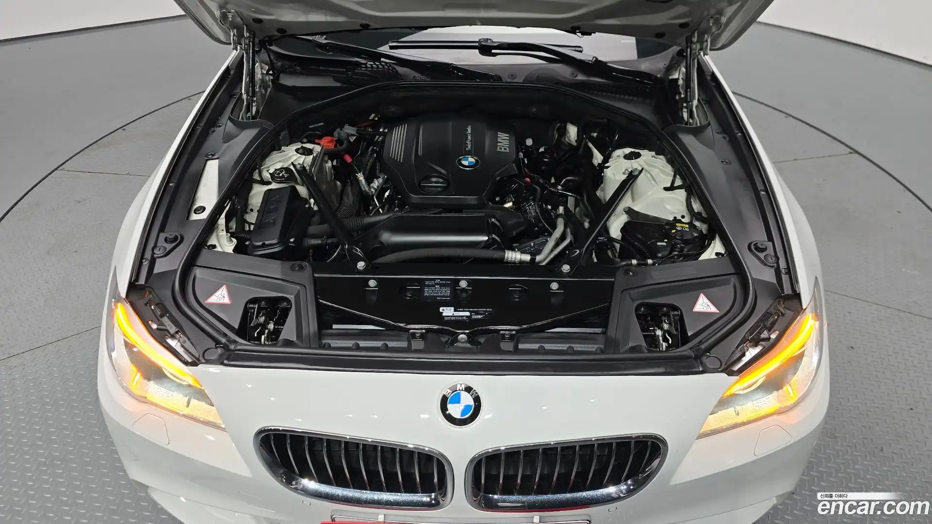 5-Series BMW 2016.0-OUTER-006
