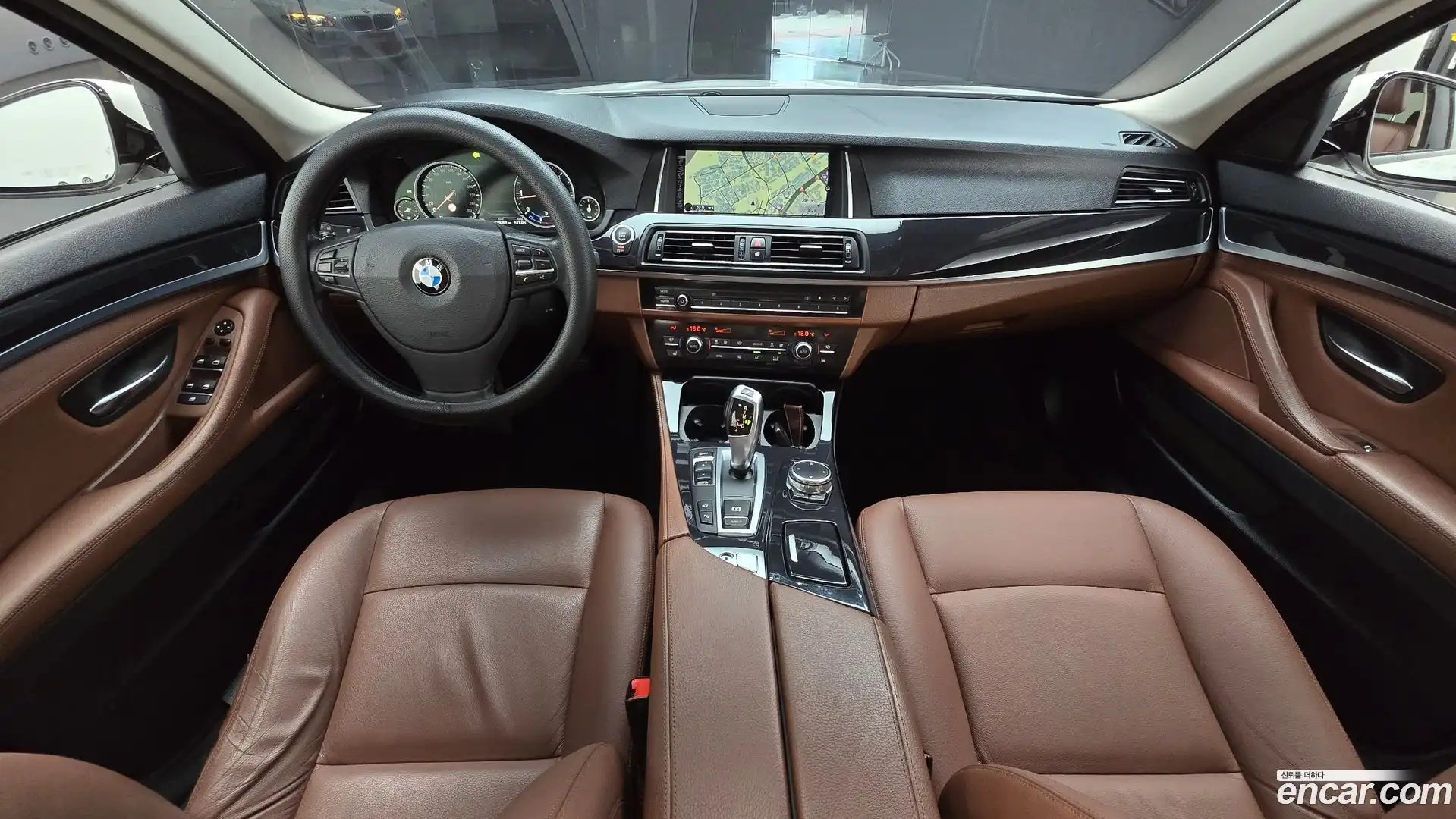 5-Series BMW 2016.0-INNER-007