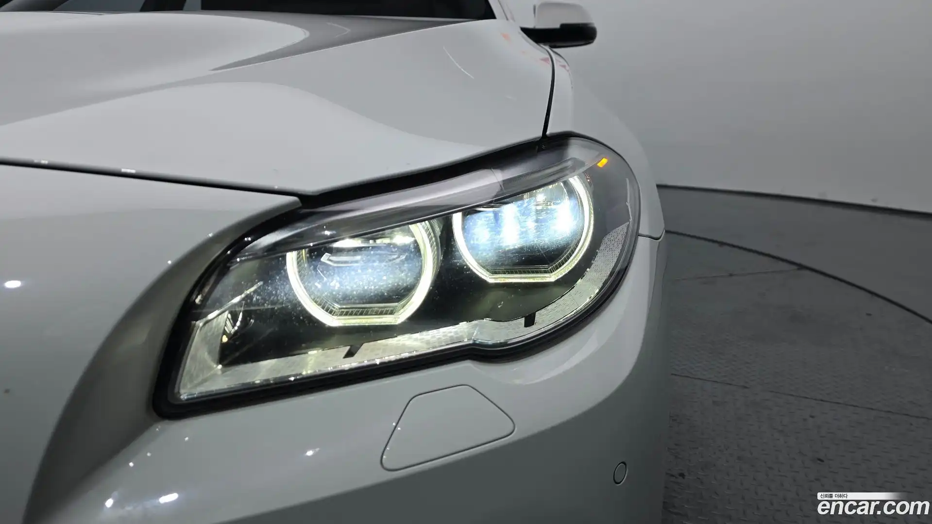 5-Series BMW 2016.0-OUTER-032
