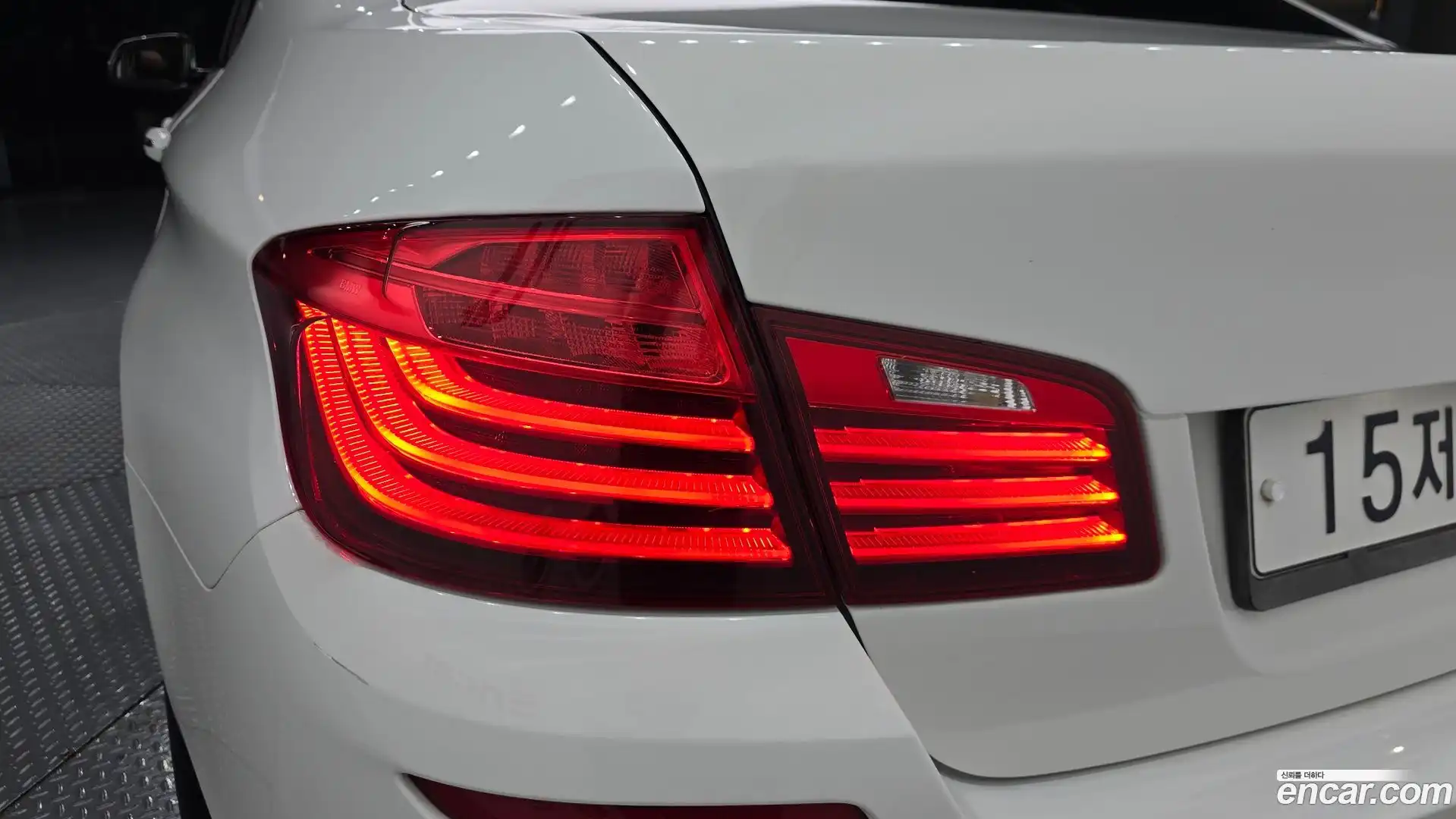 5-Series BMW 2016.0-OUTER-033