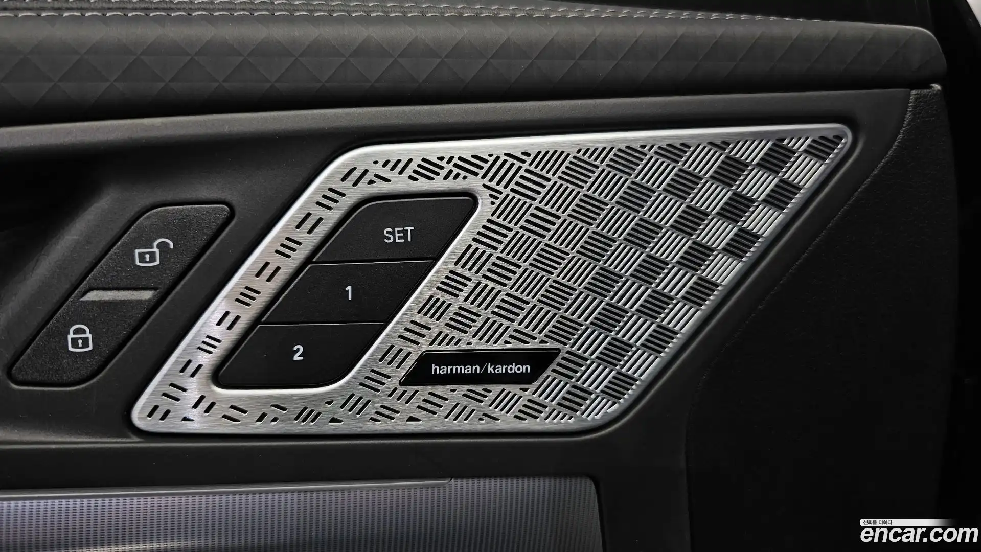 X2 (F39) BMW 2025.6-OPTION-043