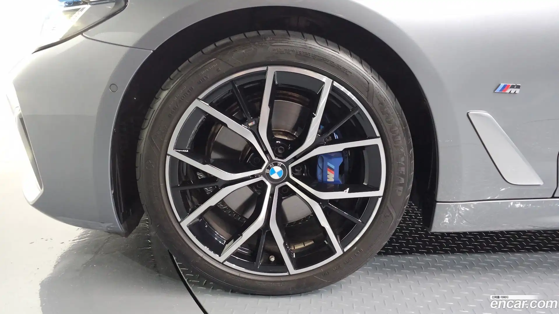 5-Series BMW 2023.0-OUTER-005