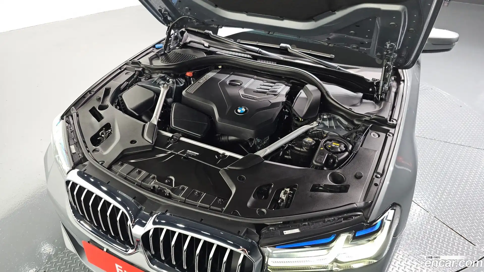 5-Series BMW 2023.0-OUTER-006
