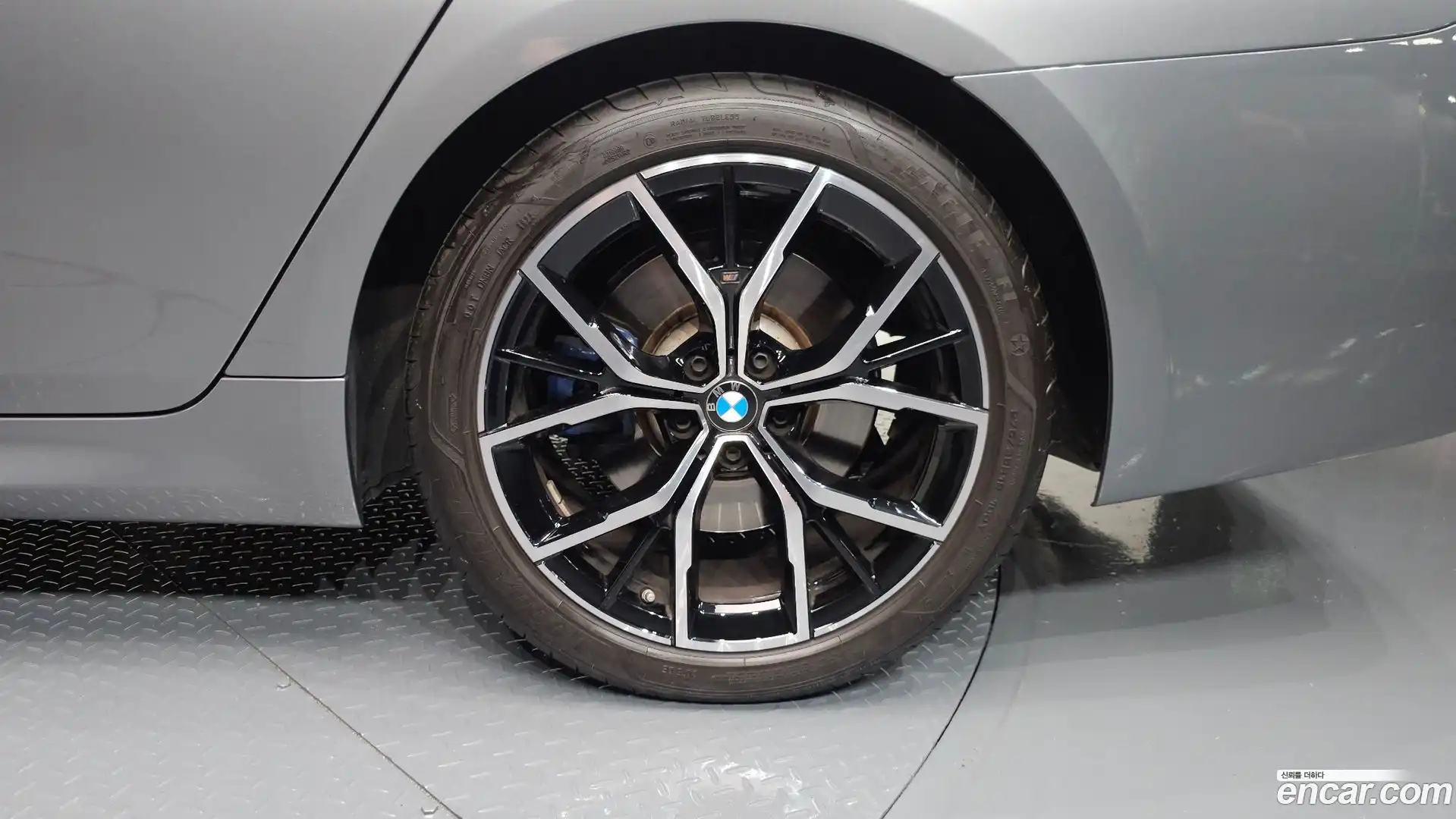 5-Series BMW 2023.0-OUTER-031