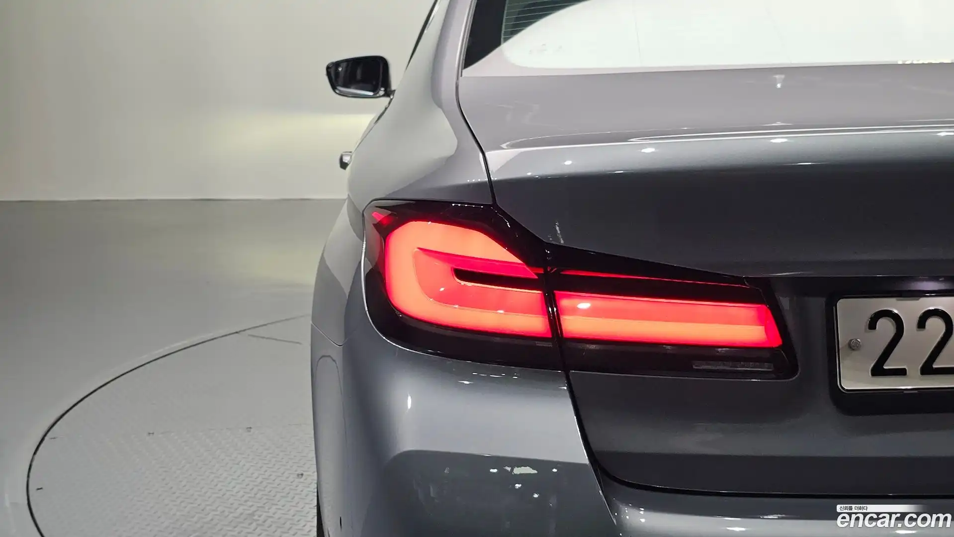 5-Series BMW 2023.0-OUTER-033