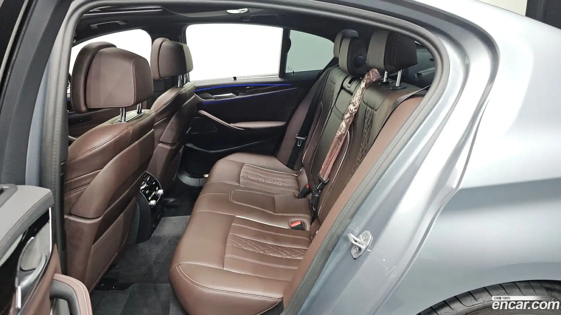 5-Series BMW 2023.0-INNER-036