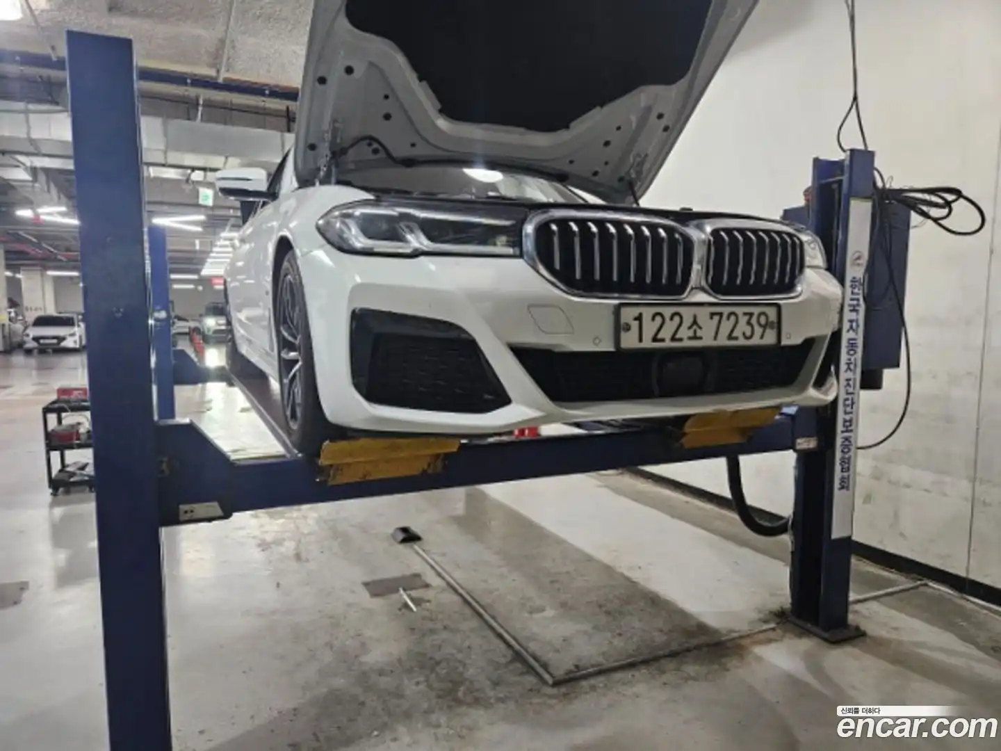 5-Series BMW 2022.3-OUTER-001