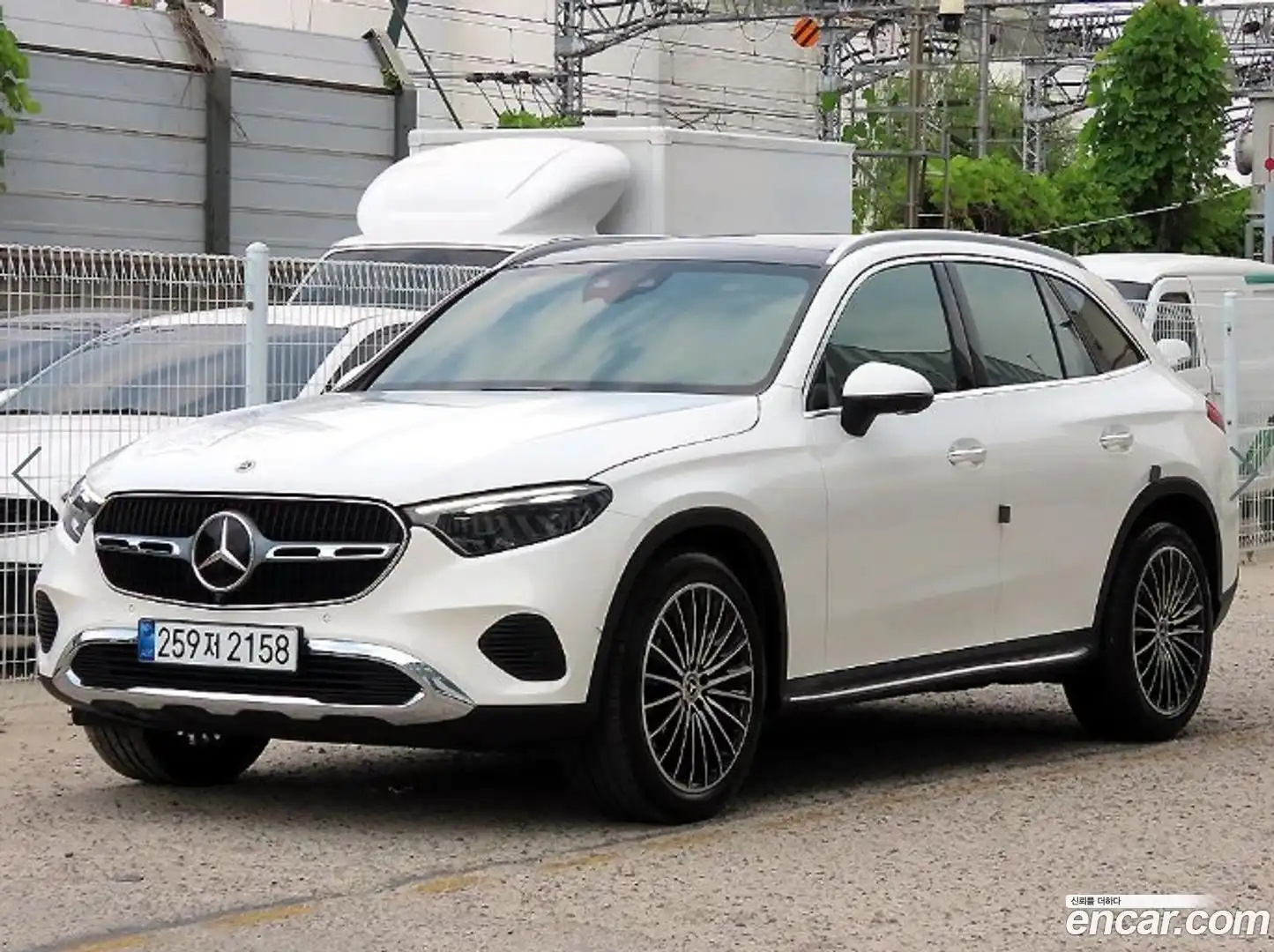 GLC-Class Mercedes-Benz 2024.9-OUTER-002