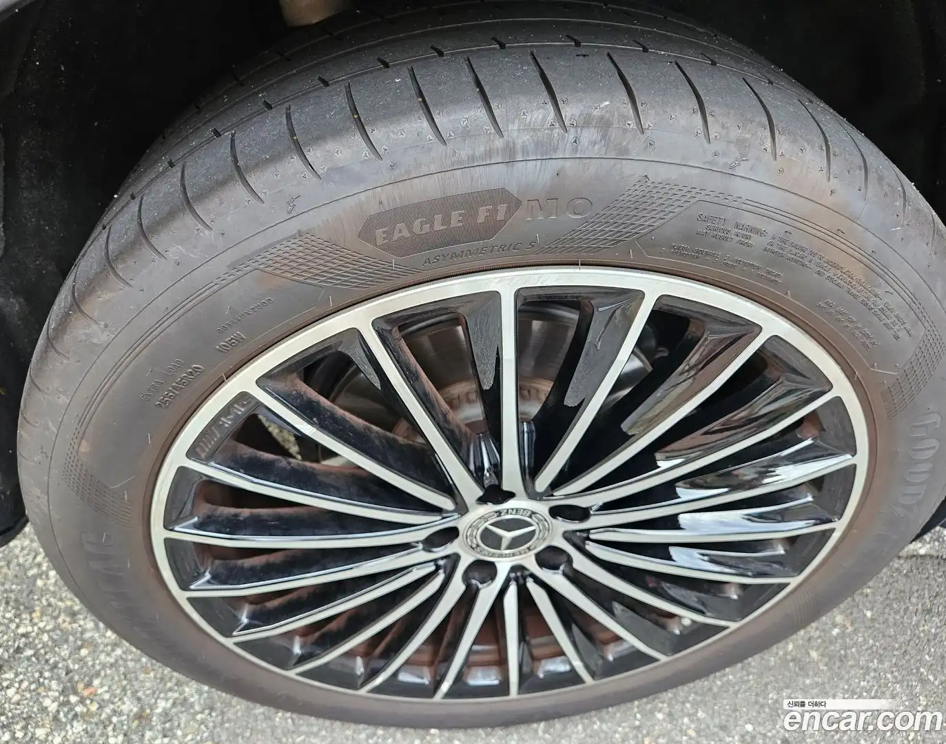 GLC-Class Mercedes-Benz 2025.1-OUTER-005