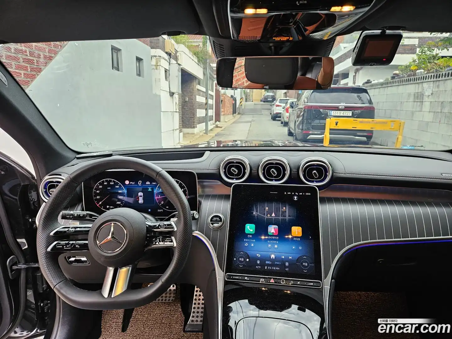 GLC-Class Mercedes-Benz 2025.1-INNER-007