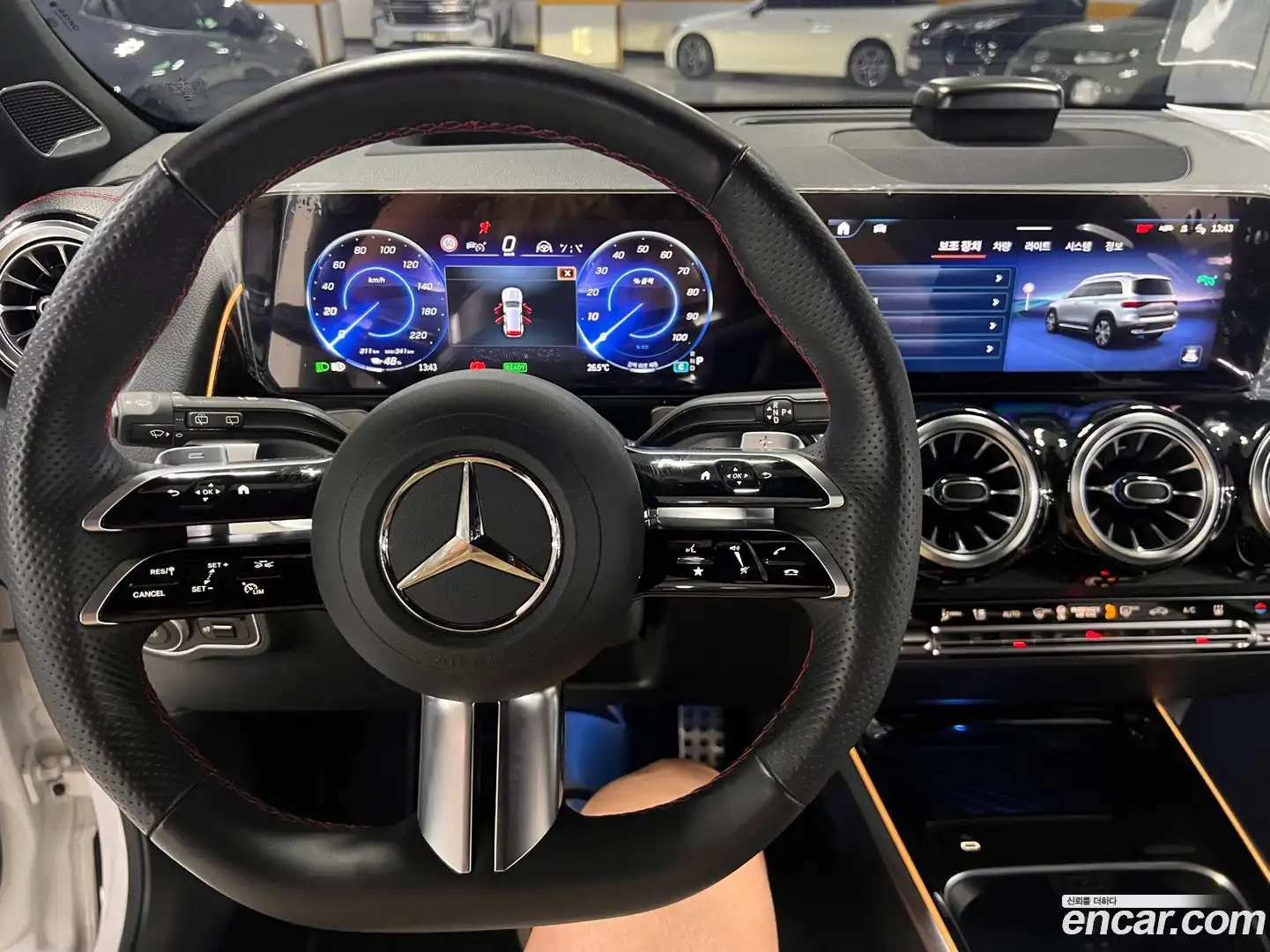 EQB Mercedes-Benz 2024.6-INNER-007
