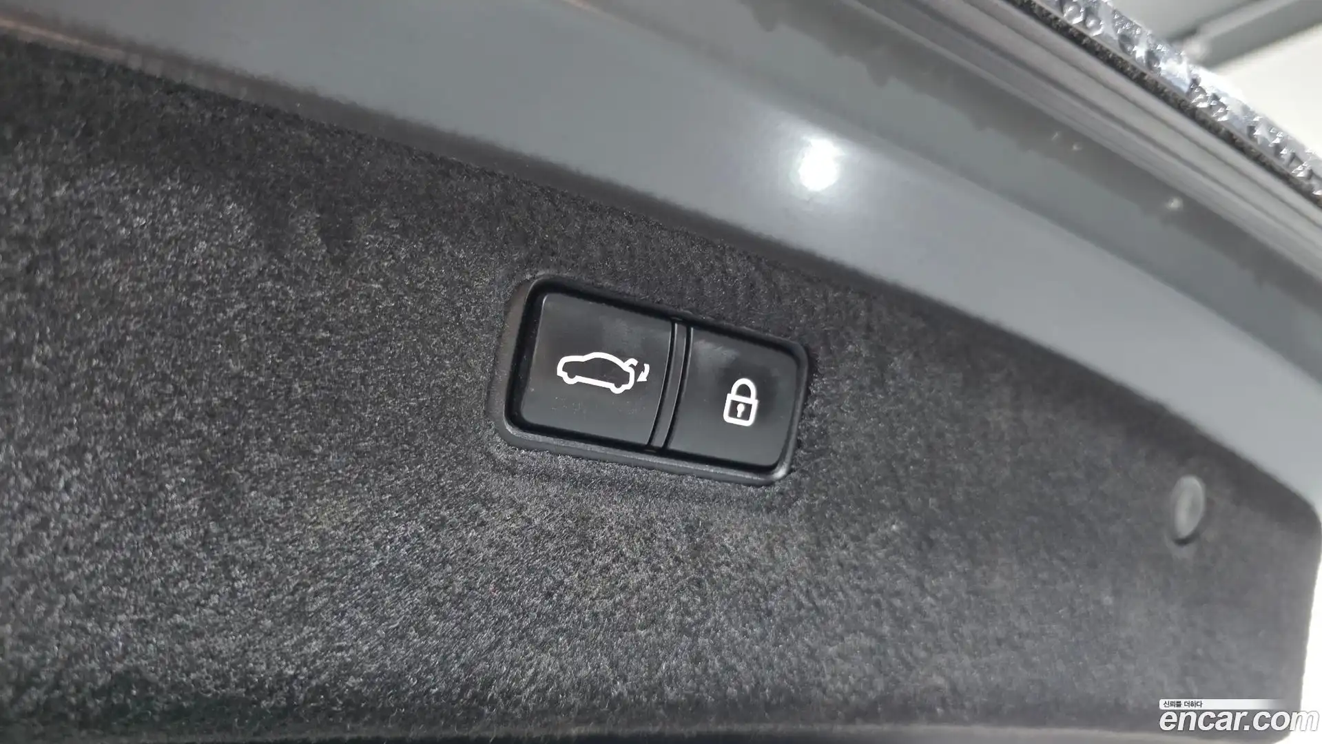 G80 Genesis 2018.3-OPTION-024