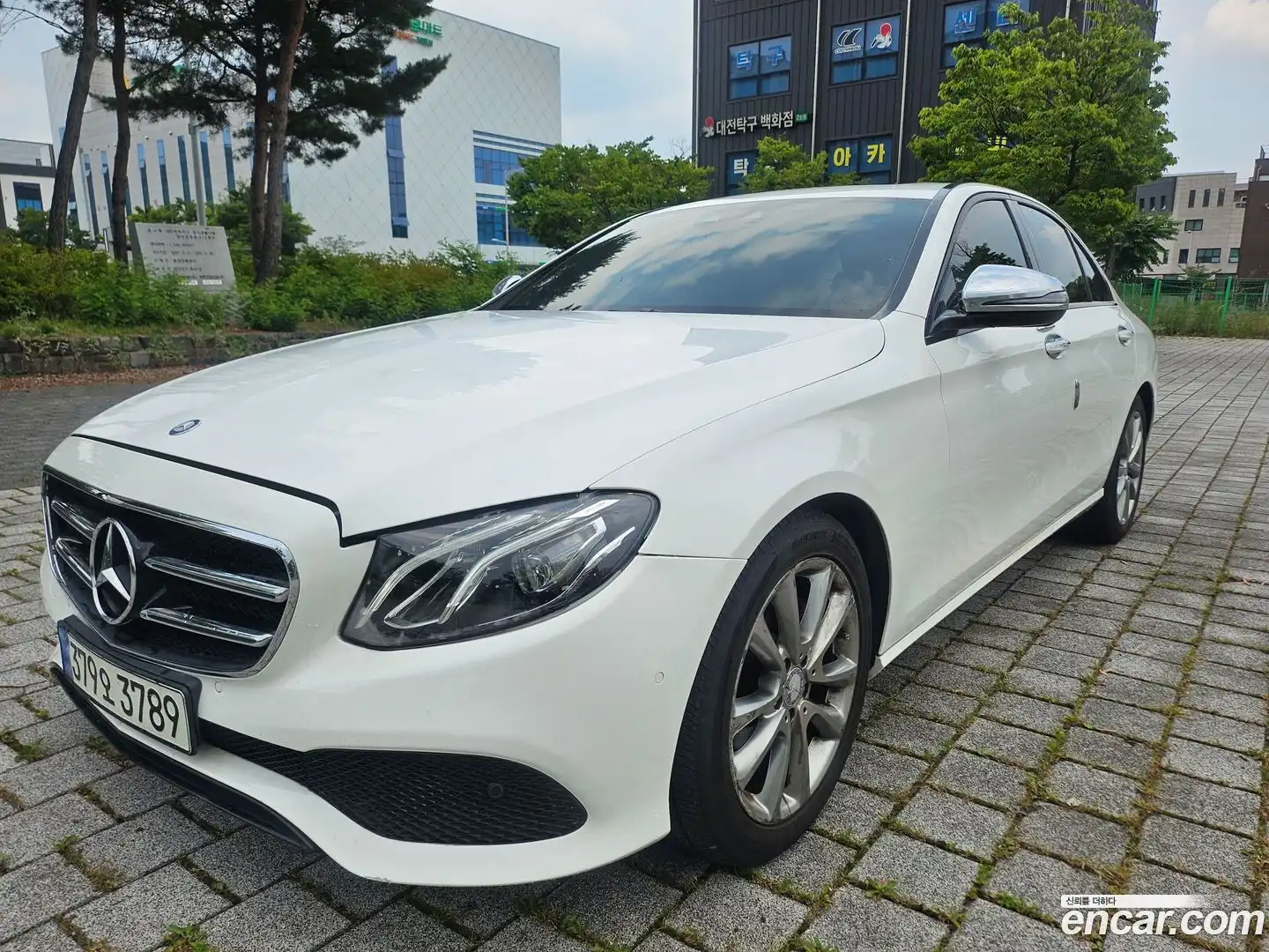 E-Class Mercedes-Benz 2017.1-OUTER-006