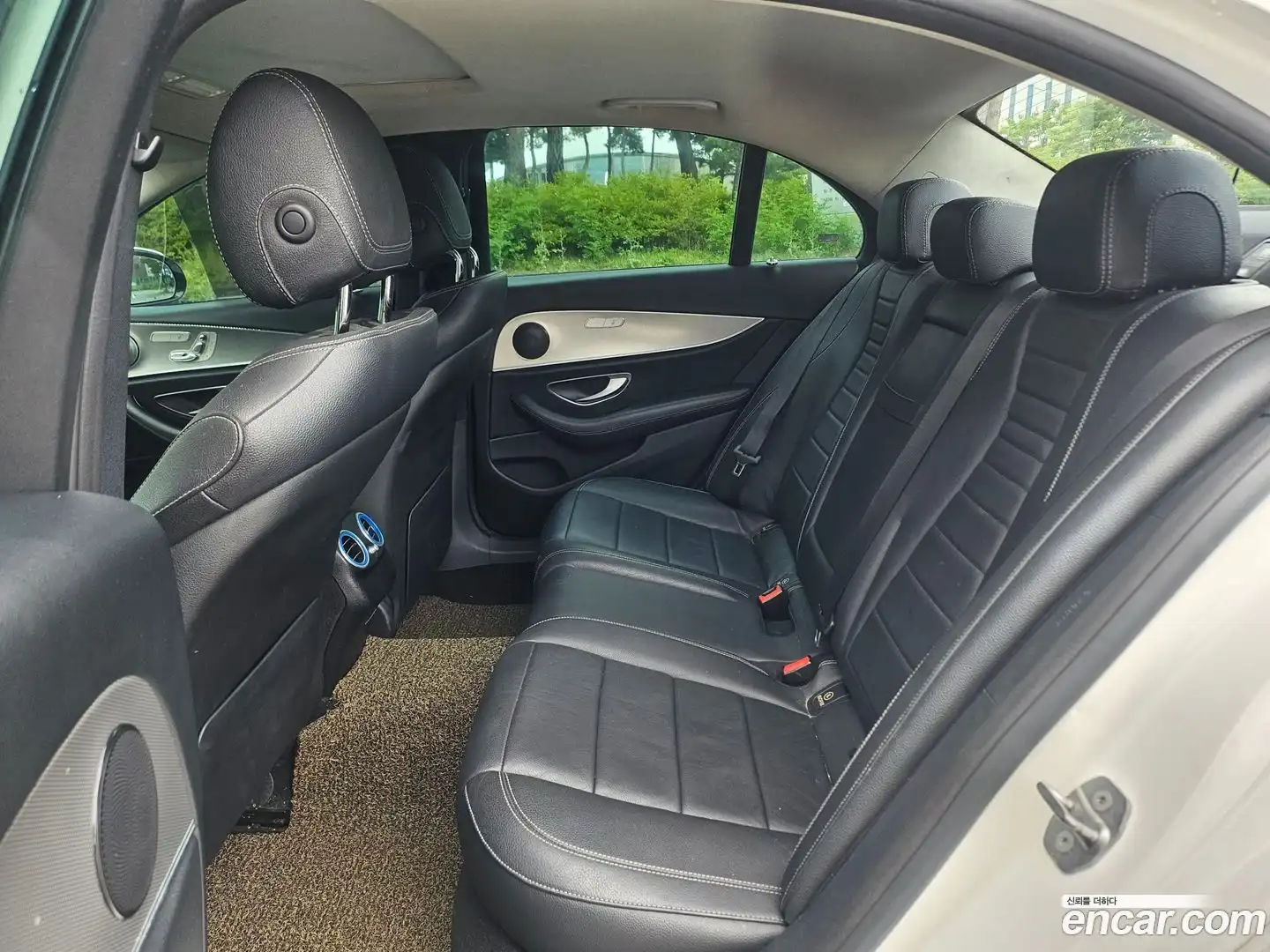 E-Class Mercedes-Benz 2017.1-INNER-008
