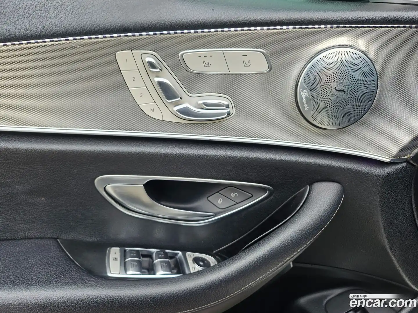E-Class Mercedes-Benz 2017.1-INNER-010