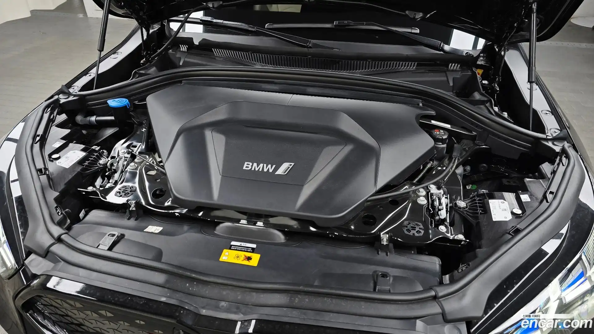 iX2 BMW 2024.11-OUTER-006
