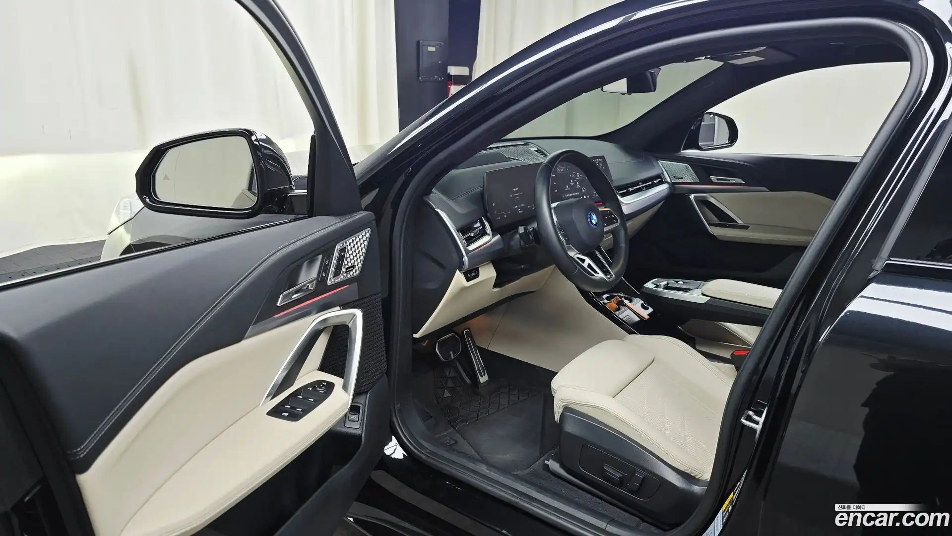 iX2 BMW 2024.11-INNER-010