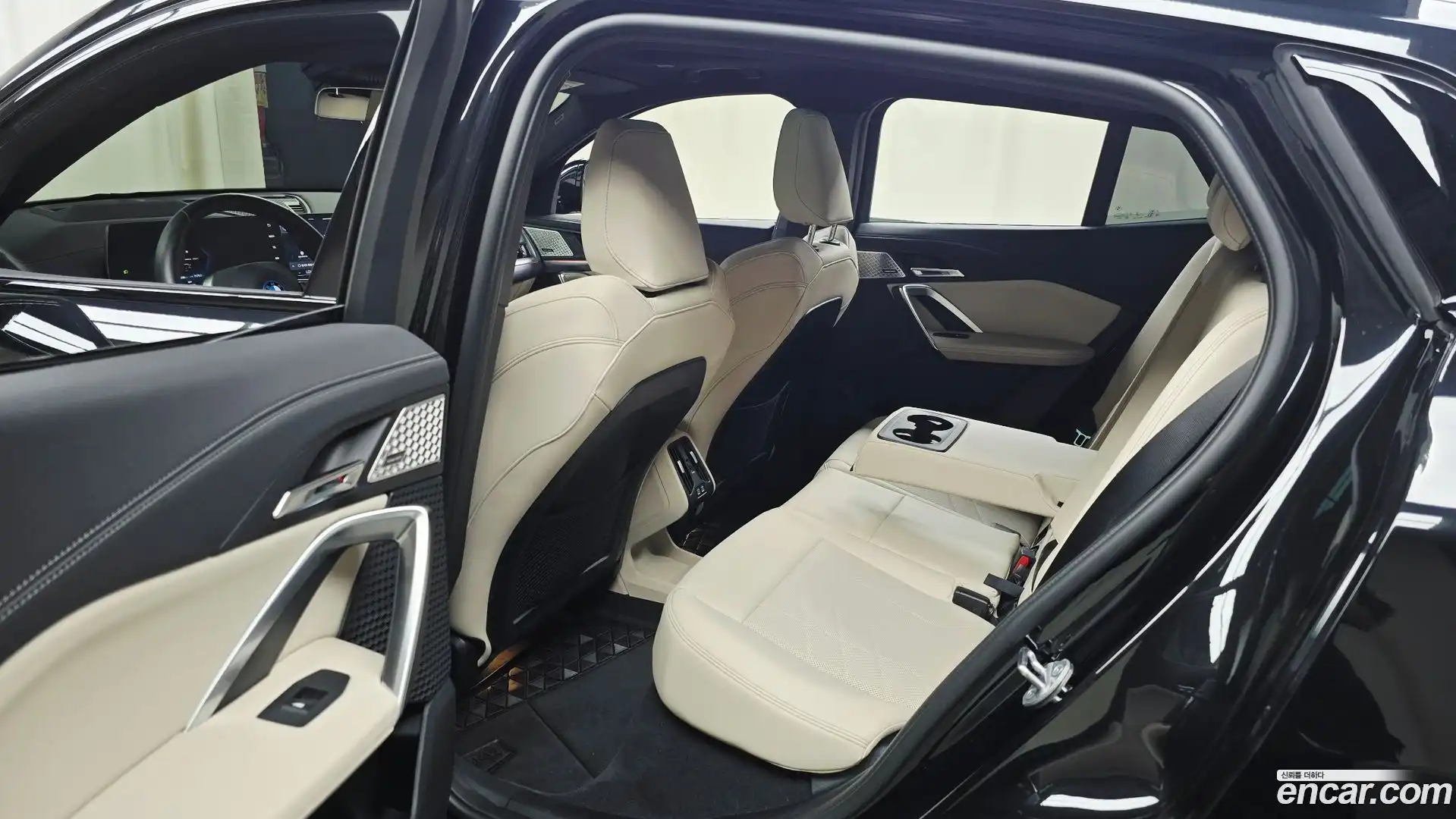 iX2 BMW 2024.11-OPTION-015