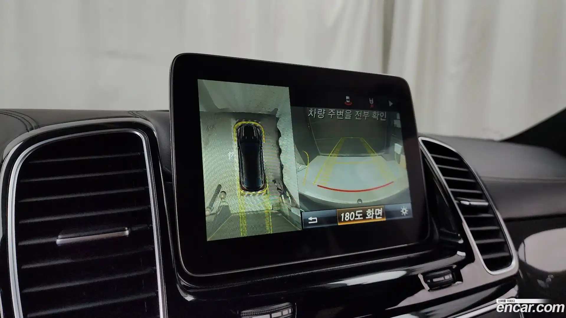 GLE-Class Mercedes-Benz 2017.7-OPTION-019