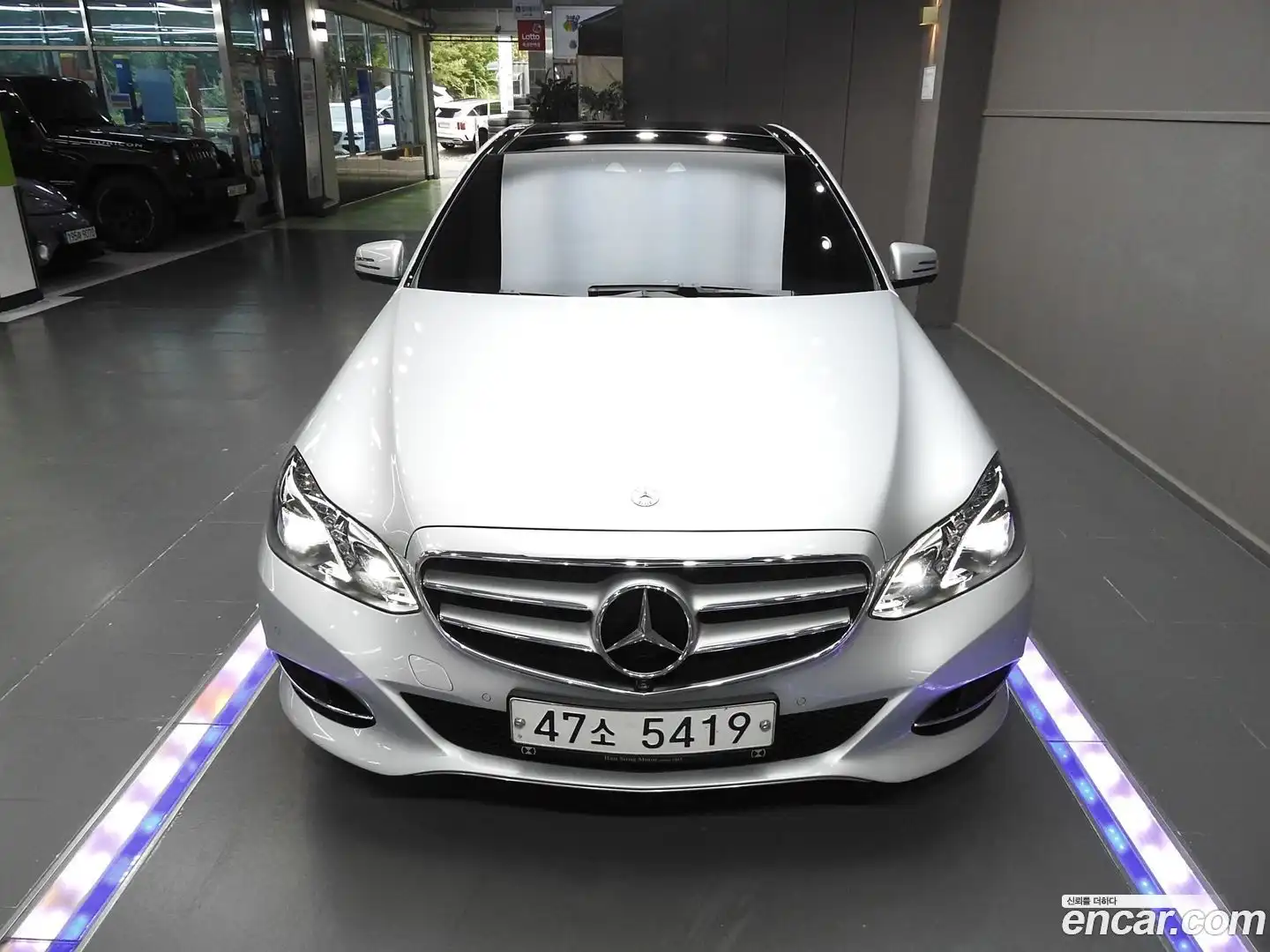 E-Class Mercedes-Benz 2015.1-OUTER-003