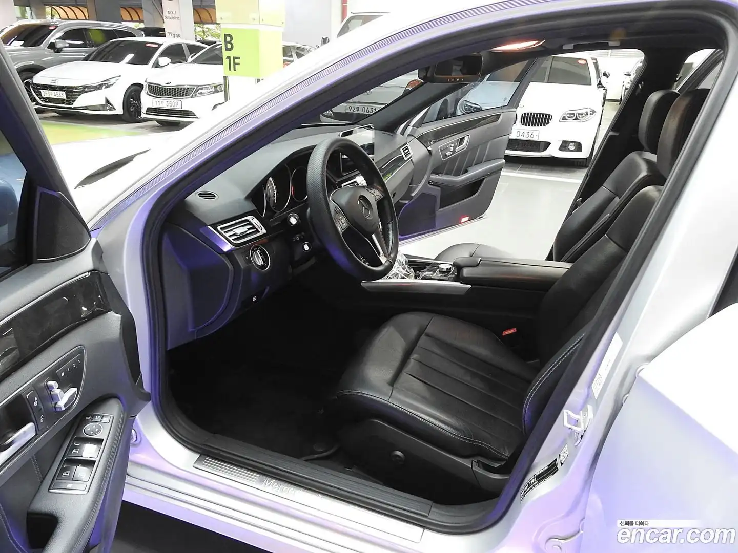 E-Class Mercedes-Benz 2015.1-OPTION-016