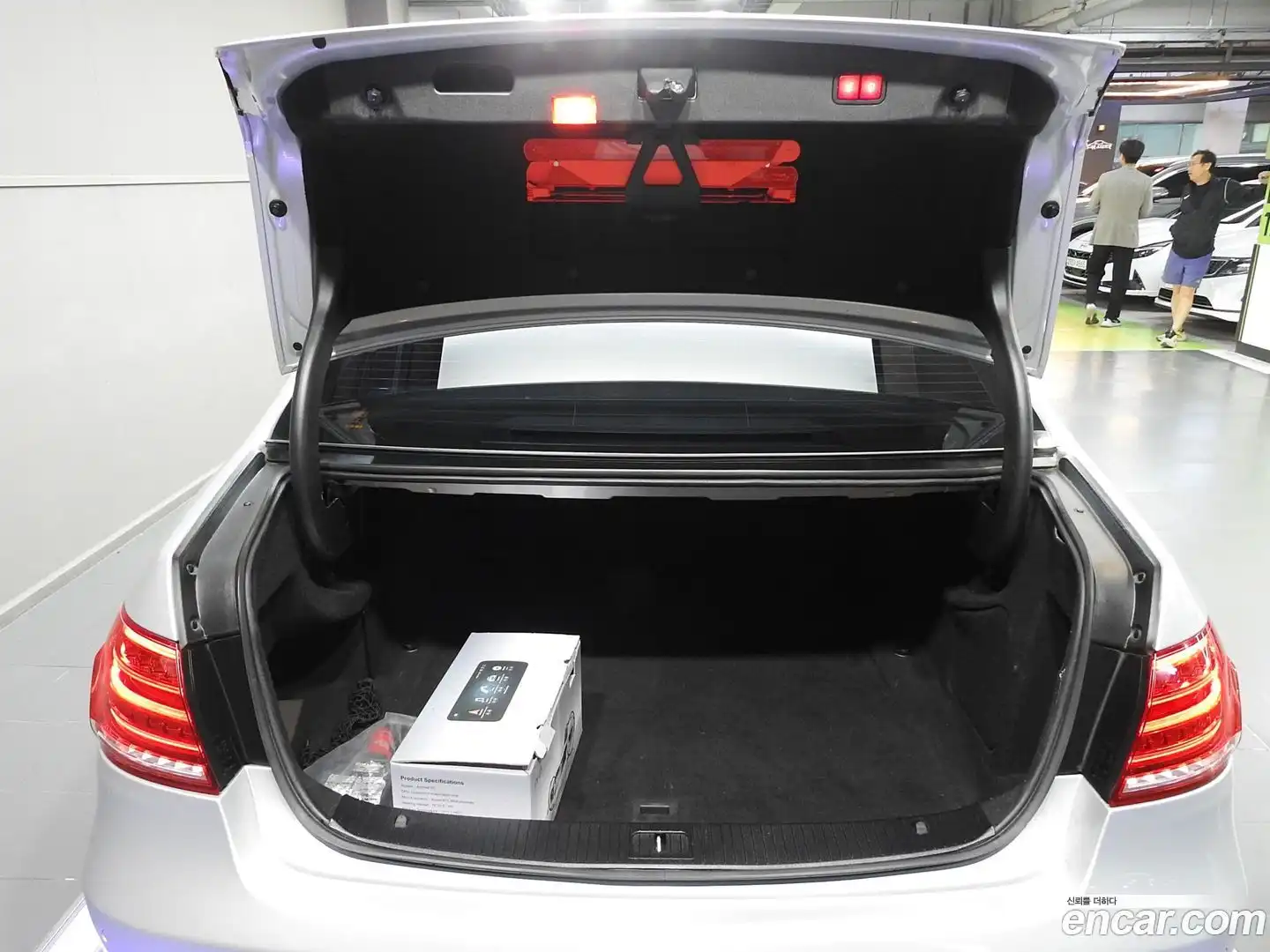 E-Class Mercedes-Benz 2015.1-OPTION-018