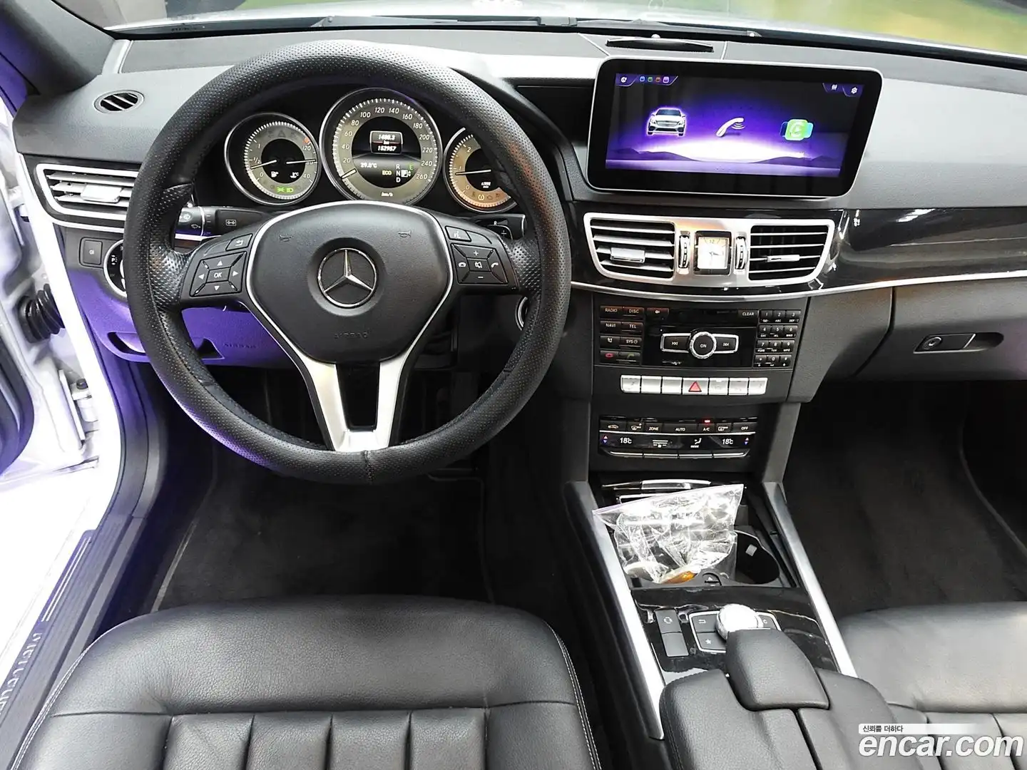 E-Class Mercedes-Benz 2015.1-OPTION-020