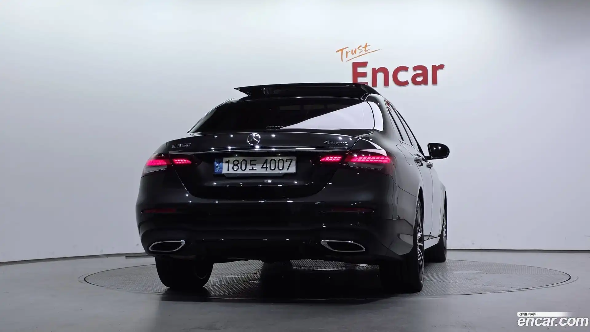E-Class Mercedes-Benz 2022.11-OUTER-004