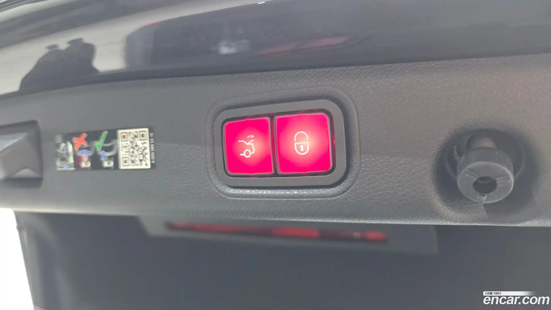 E-Class Mercedes-Benz 2022.11-OPTION-045