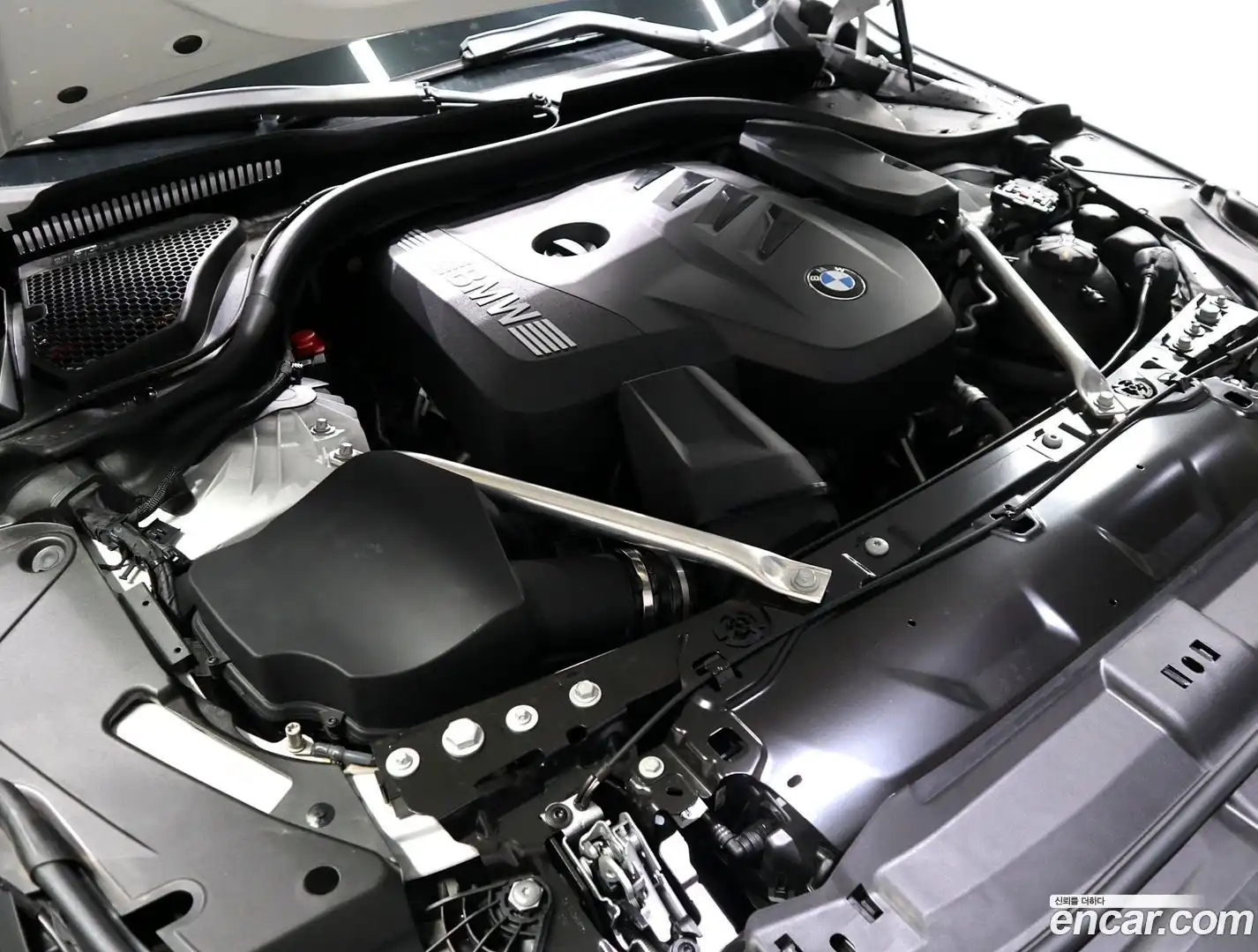 5-Series BMW 2025.10-OUTER-006