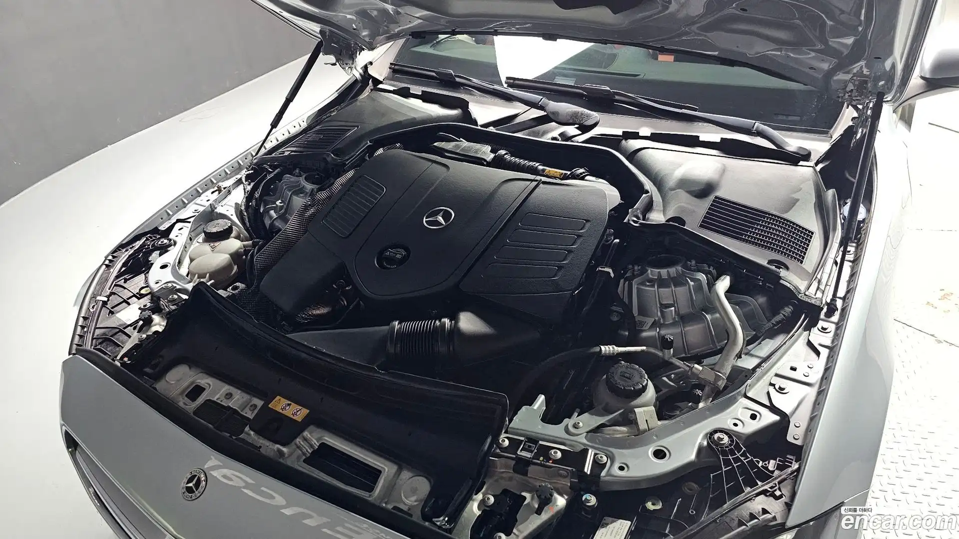 C-Class Mercedes-Benz 2023.3-OUTER-006